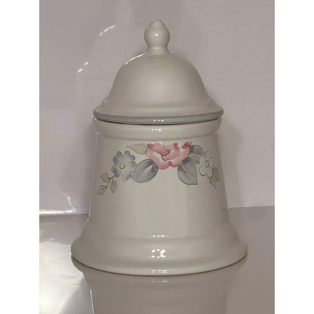 Vintage Discontinued Pfaltzgraff Wyndham Sugar Bowl With Lid